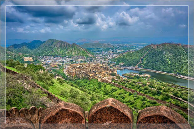 Цитадель Джайгарх призвана была защищать дворец махараджи в форте Амбер.