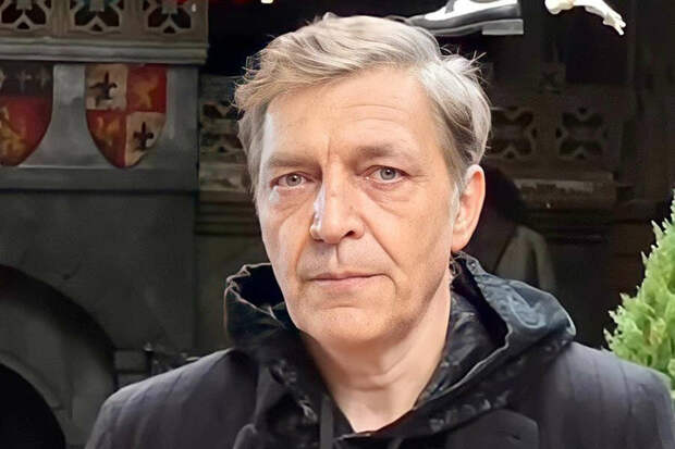 Александр Глебович расстраивается