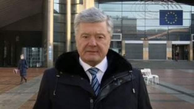 Порошенко возвращается в Украину