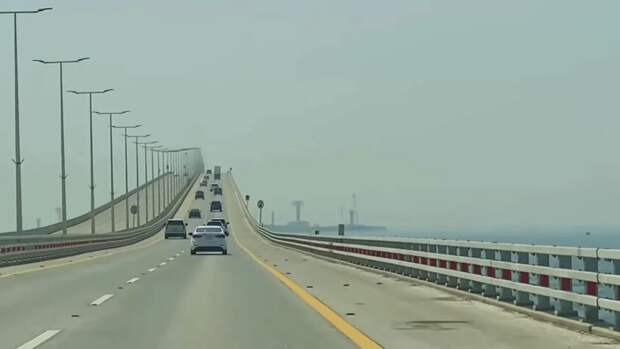 Приостановлено движение по мосту между Саудовской Аравией и Бахрейном