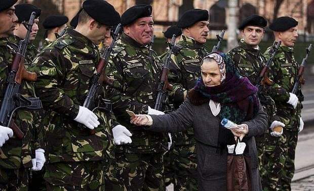 Немного шуток о женщинах (48 картинок)