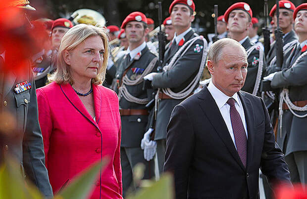 «Большой переполох в Штирии». Приезд Путина в Австрию на свадьбу главы МИД взбудоражил европейскую прессу