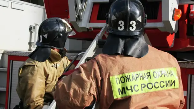 В Петербурге произошёл крупный пожар в ангаре