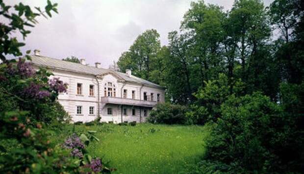 Дом-музей Льва Толстого в Ясной Поляне | Фото: telegrafua.com
