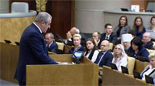 На языке правды, без менторства и назидания – парламентарии ищут подходы к молодёжи