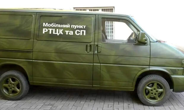 На Украине объяснили постановку женщин на военный учёт «ошибкой в системе»