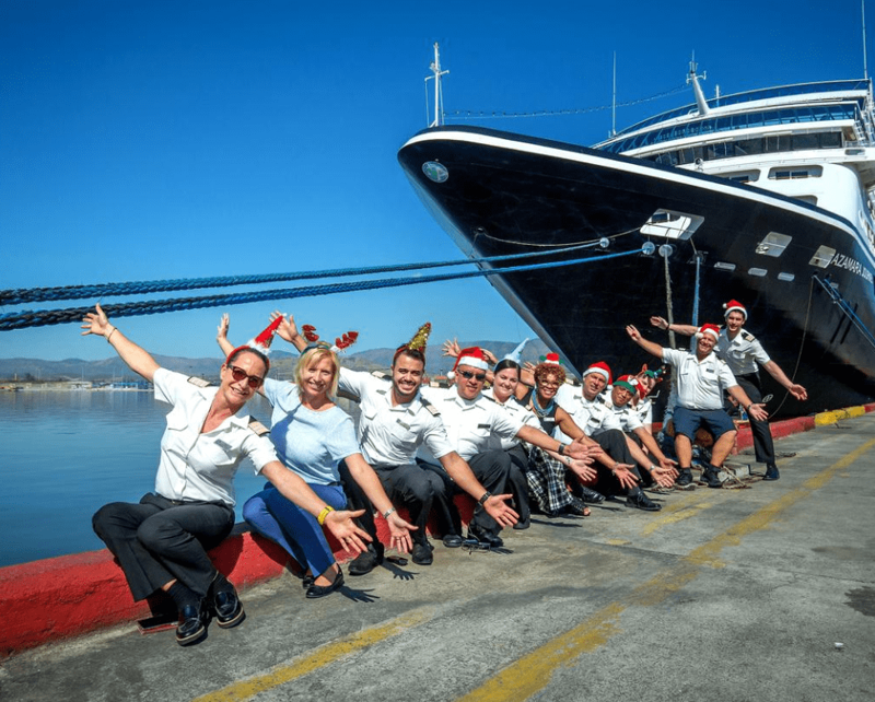 Часть экипажа Empress of the Seas история, лайнер, море, рыбака, спасение, чудо