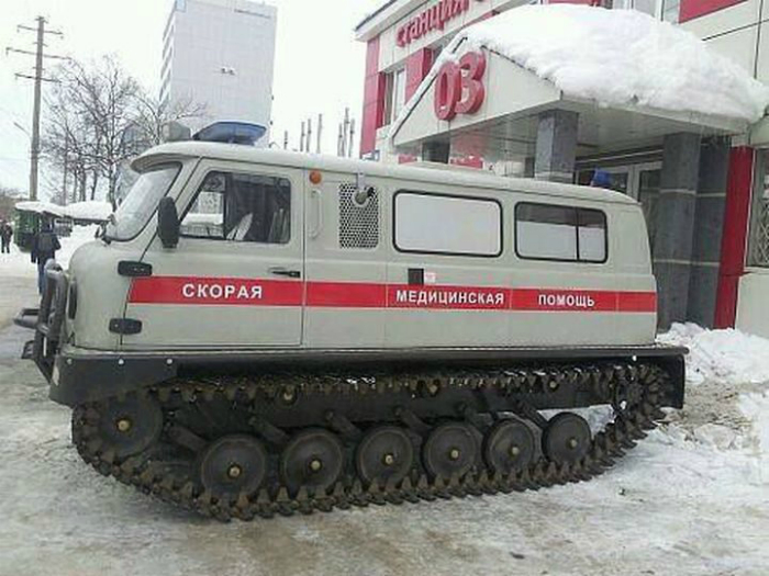 Новые машины скорой помощи.