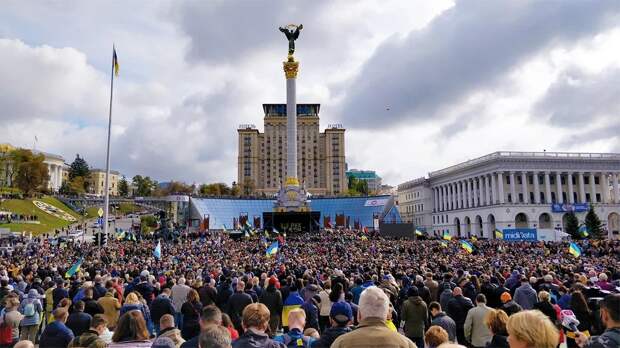 Тревожный звоночек для Зеленского: на Украине подготовлен план по новому Майдану
