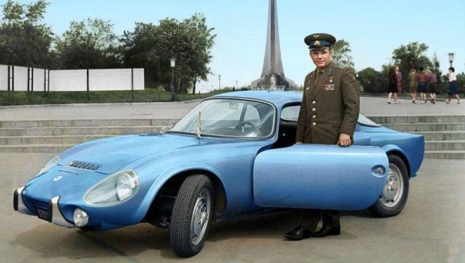 8 сумасшедших фото самых необычных тачек 60-х