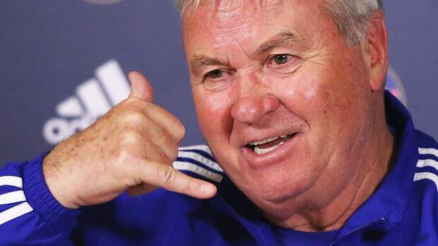 Хиддинк: «Надеюсь, в апреле ФИФА вернет российский футбол в международные турниры»