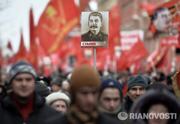 Ленин и Сталин: бывшие вожди популярнее нынешних