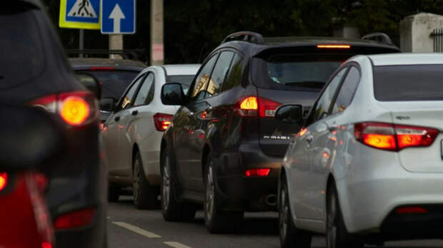 Туда не надо ехать. Где в Барнауле образовались большие пробки утром 7 августа