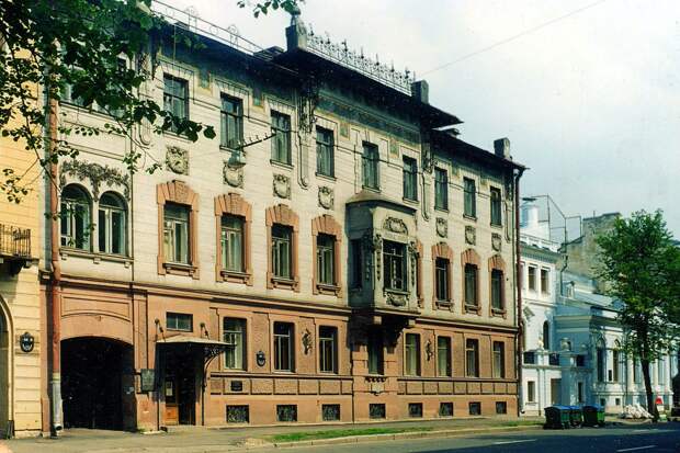 Ом-музей Набокова в Санкт-Петербурге на ул. Большая Морская 