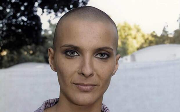 «Актёры — люди эгоистичные, они испорчены любовью зрителей»: правда о семейной идиллии, которую скрывал Адриано Челентано