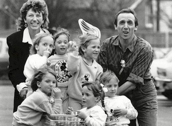 Как живут единственные в мире девочки-шестерняшки 30 лет спустя (фото)