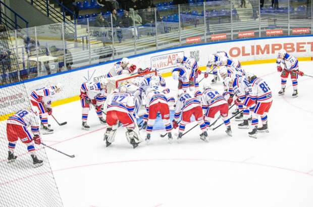 «Нефтяник» обыграл АКМ из Тулы в Альметьевске со счётом 2:1 в матче ВХЛ