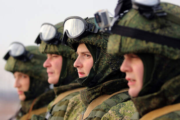 Белоусов заявил, что набор контрактников в ВС РФ идет с опережением