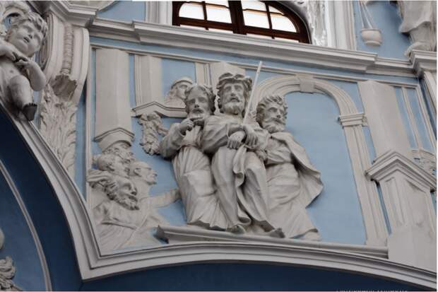 Загадочная и великолепная Знаменская церковь в Дубровицах