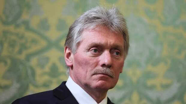 Песков заявил, что в Кремле не комментируют вбросы США по Ирану