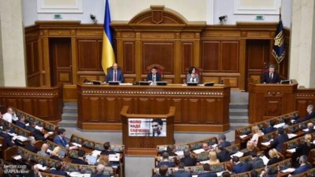 Киев намерен ввести визовый режим с Россией