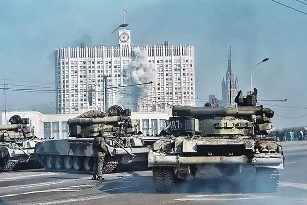Про "бомбу", заложенную под страну Ельциным в 1993 году