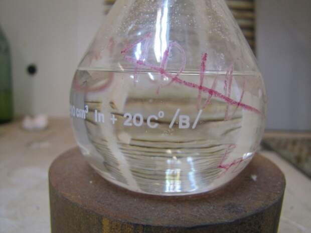 Нитроглицерин появился в середине позапрошлого века. |Фото: chemists.com. Нитроглицерин появился в середине позапрошлого века. |Фото: chemists.com.