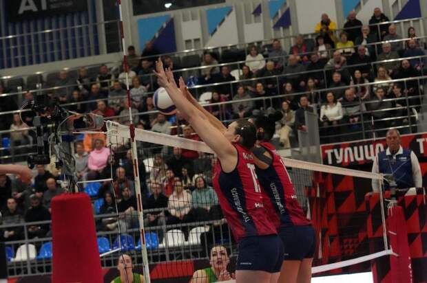 «Тулица» уступила «Уралочке» в трёх партиях в матче Суперлиги