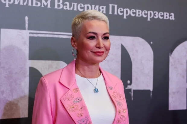 Катя Лель объяснила, как держит себя в форме и сохраняет молодость