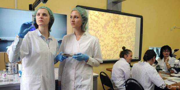 Студенты медвузов получат надбавки за работу в коронавирусных стационарах / Фото: mos.ru