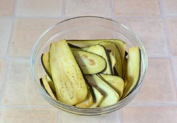 жареные баклажаны с чесноком
