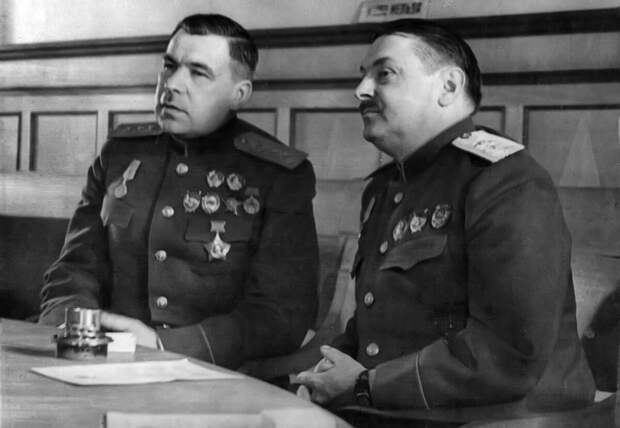 генерал-полковники Говоров и Жданов, 1943-й