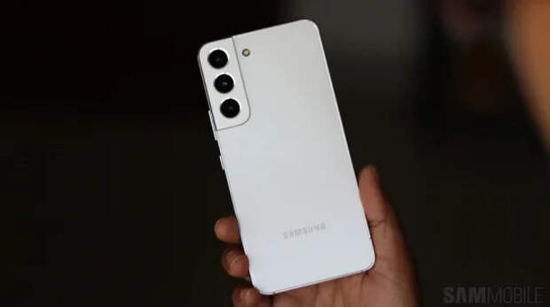 Samsung Galaxy S22, Galaxy S22 Plus и Galaxy S22 Ultra получили финальную One UI 7 в Европе, а вот Galaxy A52 уже точно обновляться не будет