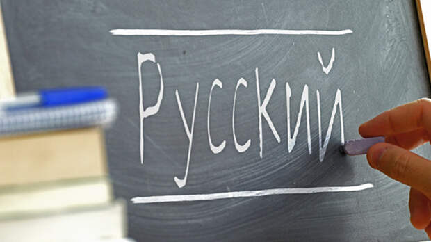В Казахстане меняют формулировку о русском языке в Конституции. Что стоит за игрой терминов?