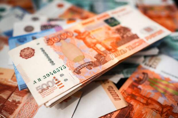 Мошенники обменяли пенсионерке 30 млн рублей на билеты «банка приколов»