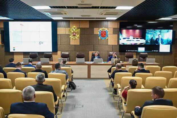 В Петербурге обсудили летний военно-морской салон "ФЛОТ-2026"