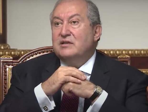 Президент Армении отклонил и повторное предложение Пашиняна об увольнении начальника Генштаба