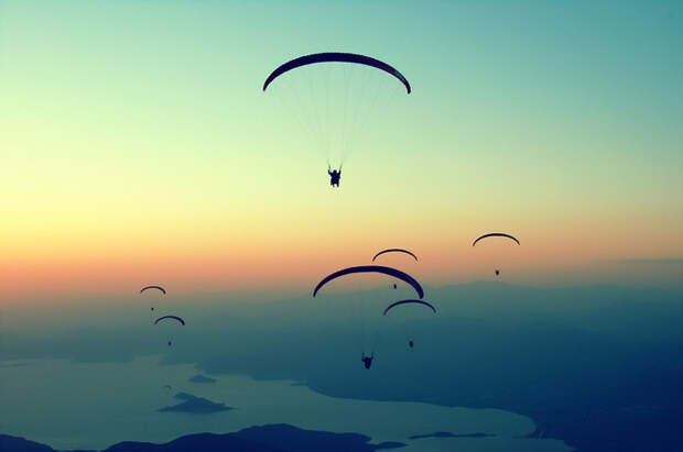Parachute_by_sinademiral (700x465, 223Kb)