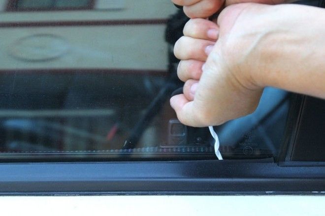 Лайфхаки которые помогут открыть дверной замок на авто