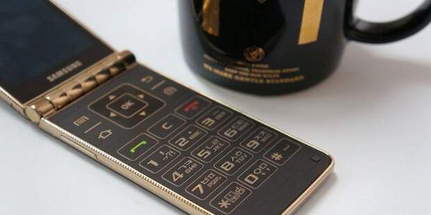 Первые живые фотографии Samsung Galaxy Golden