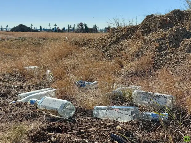 «Я не куплю пол-литра водки за 300 рублей — дорого»: в чём причины массового отравления метанолом в Оренбургской области
