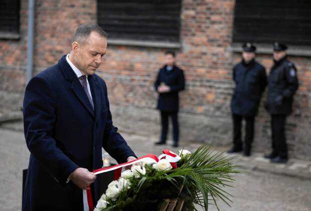 «Приравнять освободителей к палачам». В Израиле отреагировали на скандальное заявление президента Польши о роли СССР в холокосте