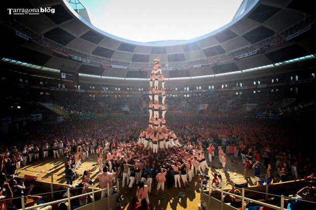 Человеческие башни humantower 1 Человеческие башни