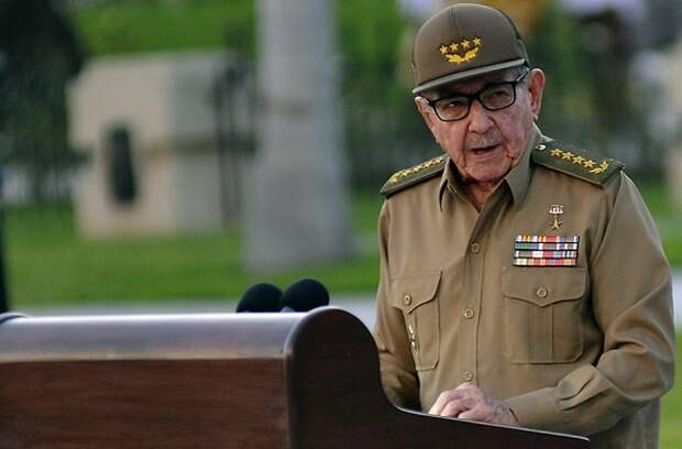 Конец эпохи: Рауль Кастро ушел с руководящей должности во власти Кубы