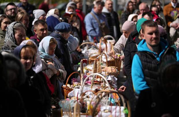 Россиян предупредили о схеме мошенничества с пасхальными открытками