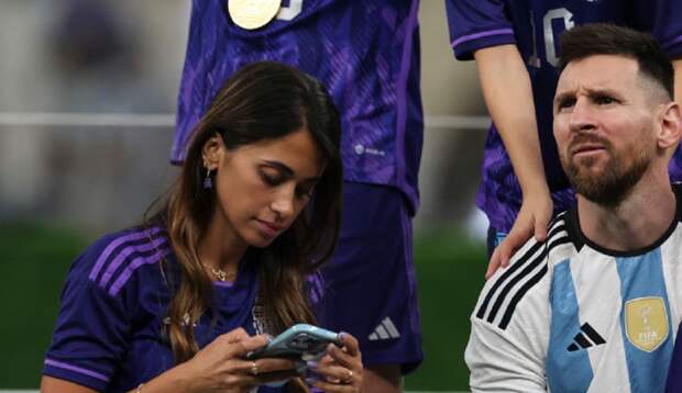 Antonela Roccuzzo reading texts