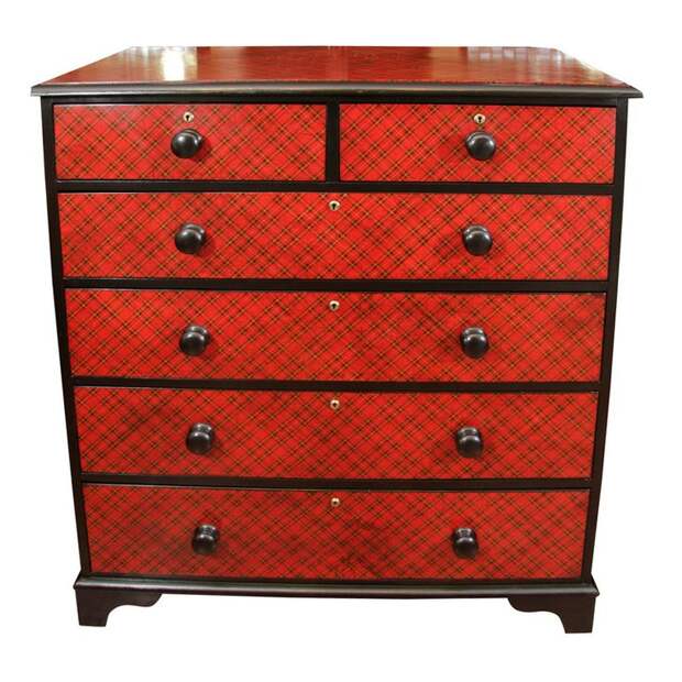 Victorian Red Tartan Chest of Drawers, late 19th century.