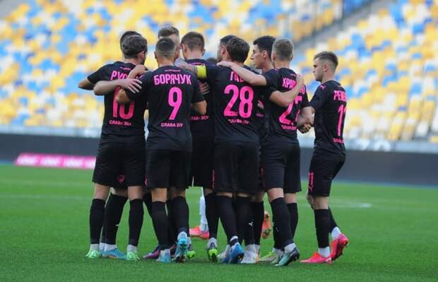 «Металлист 1925» в меньшинстве обыграл «Колос»