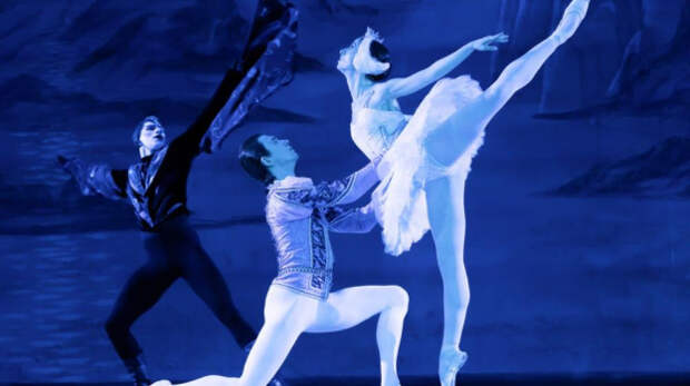 25 марта — День работника культуры в России