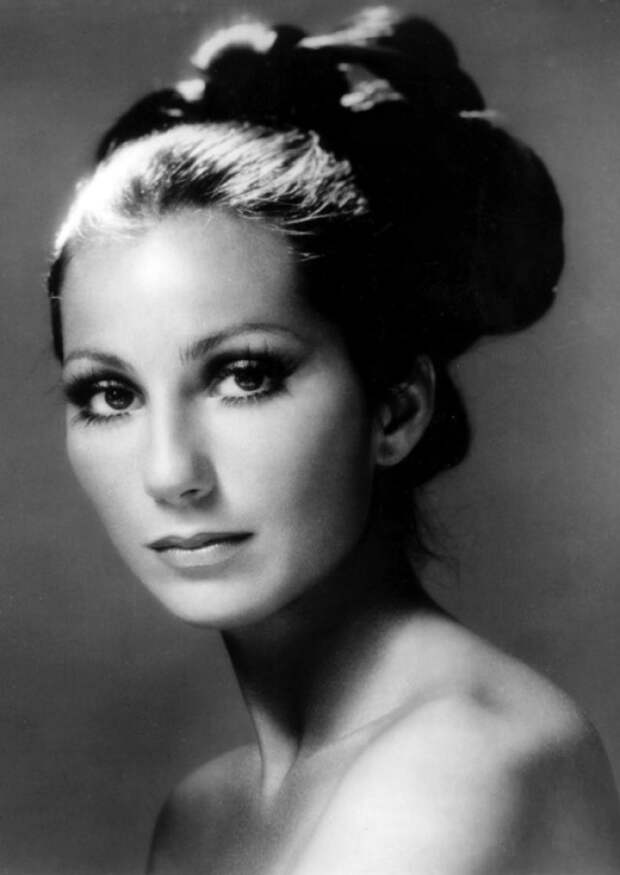 Cher in 1966